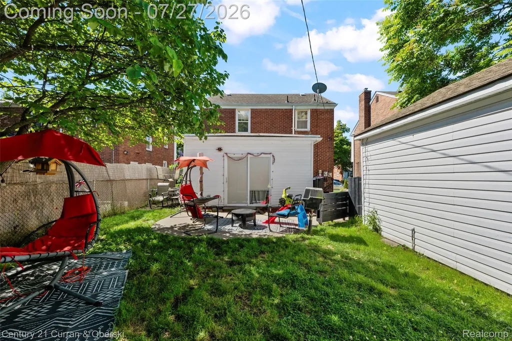 23828 Hollander Street Dearborn Heights City MI 48128