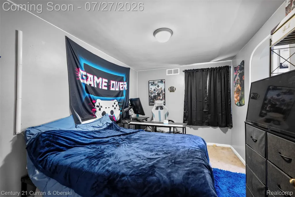 23828 Hollander Street Dearborn Heights City MI 48128