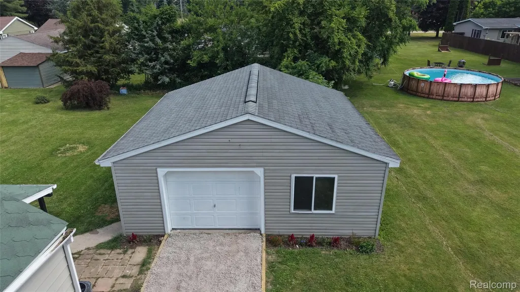 1815 Kilbourn Avenue Owosso City MI 48867