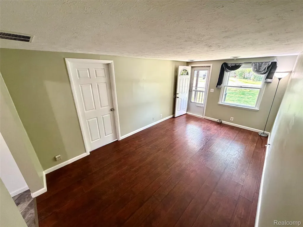 1815 Kilbourn Avenue Owosso City MI 48867