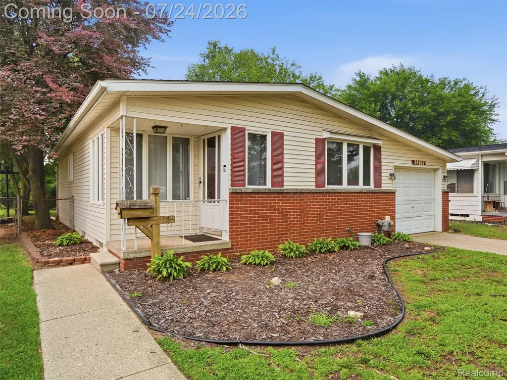34167 Beechnut Street Westland City MI 48186