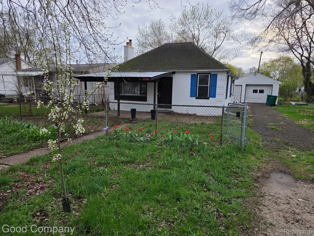 298 Oregon Street York Charter Township MI 48198