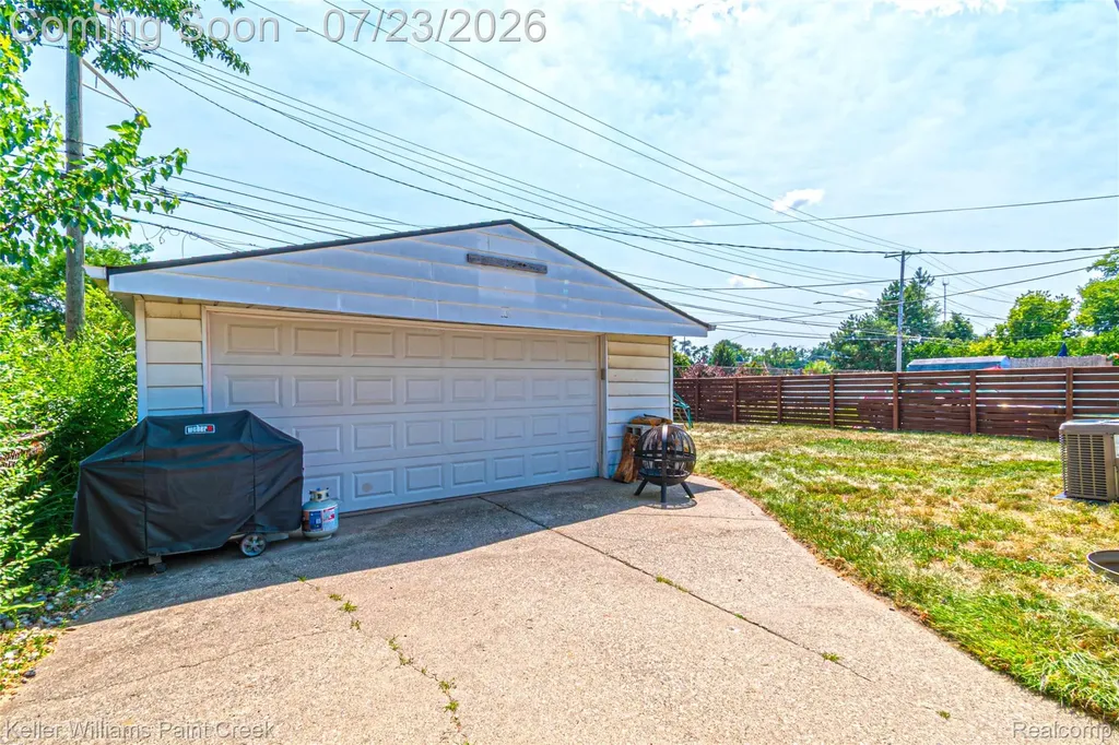1257 W Marshall Street Ferndale City MI 48220