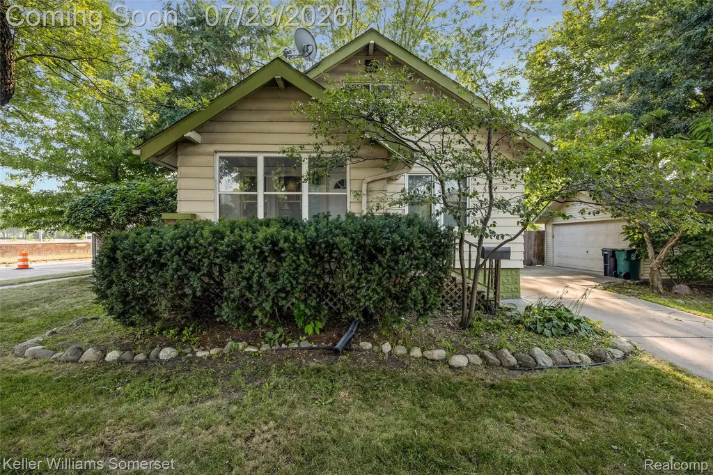1600 Mclean Avenue Royal Oak City MI 48067