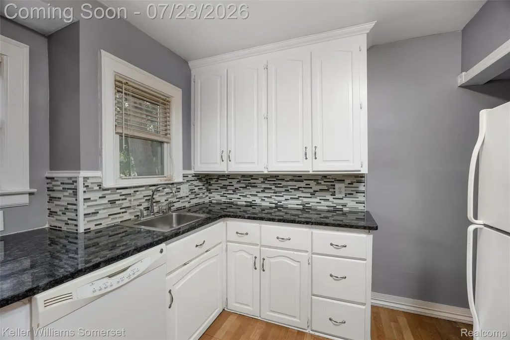 1600 Mclean Avenue Royal Oak City MI 48067