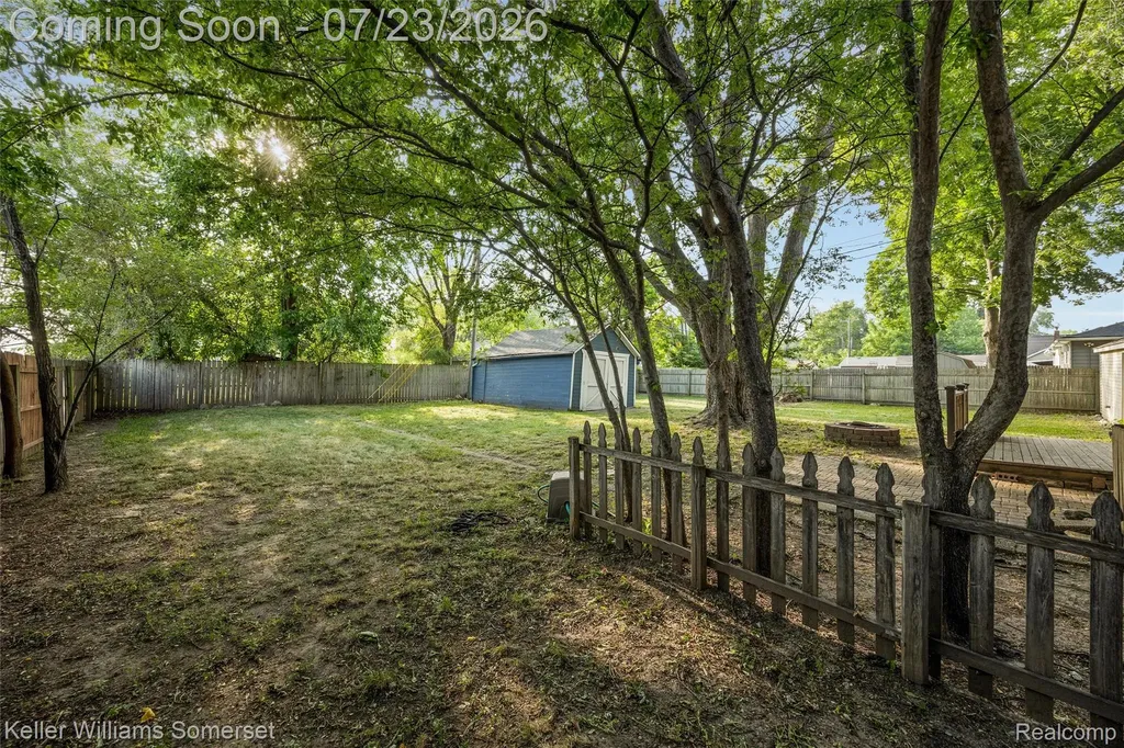1600 Mclean Avenue Royal Oak City MI 48067