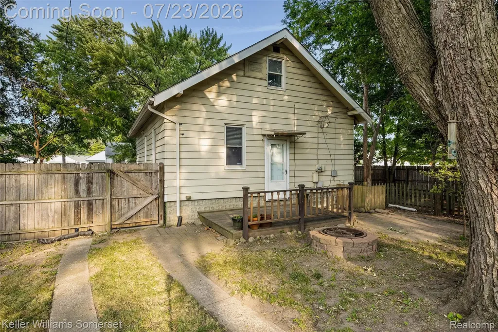 1600 Mclean Avenue Royal Oak City MI 48067