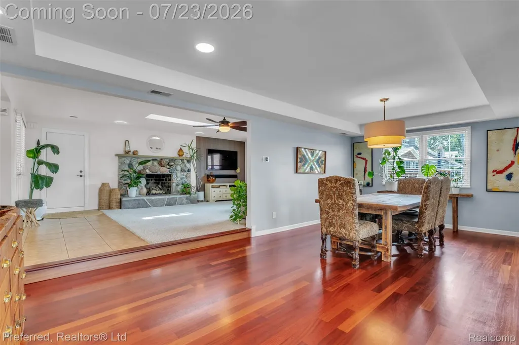 4337 Windiate Park Drive Waterford Charter Township MI 48329