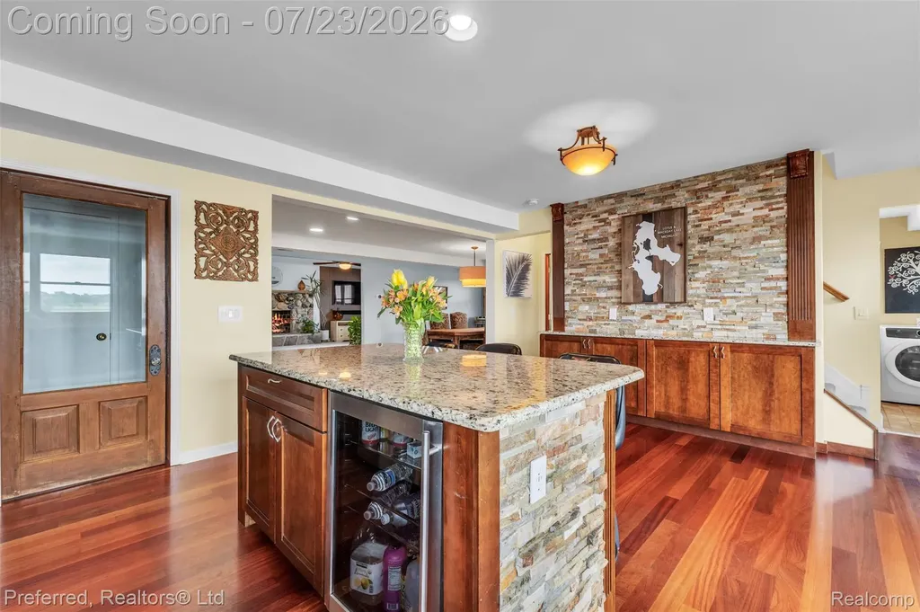 4337 Windiate Park Drive Waterford Charter Township MI 48329