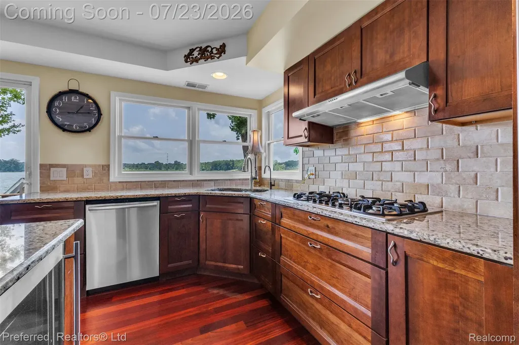 4337 Windiate Park Drive Waterford Charter Township MI 48329