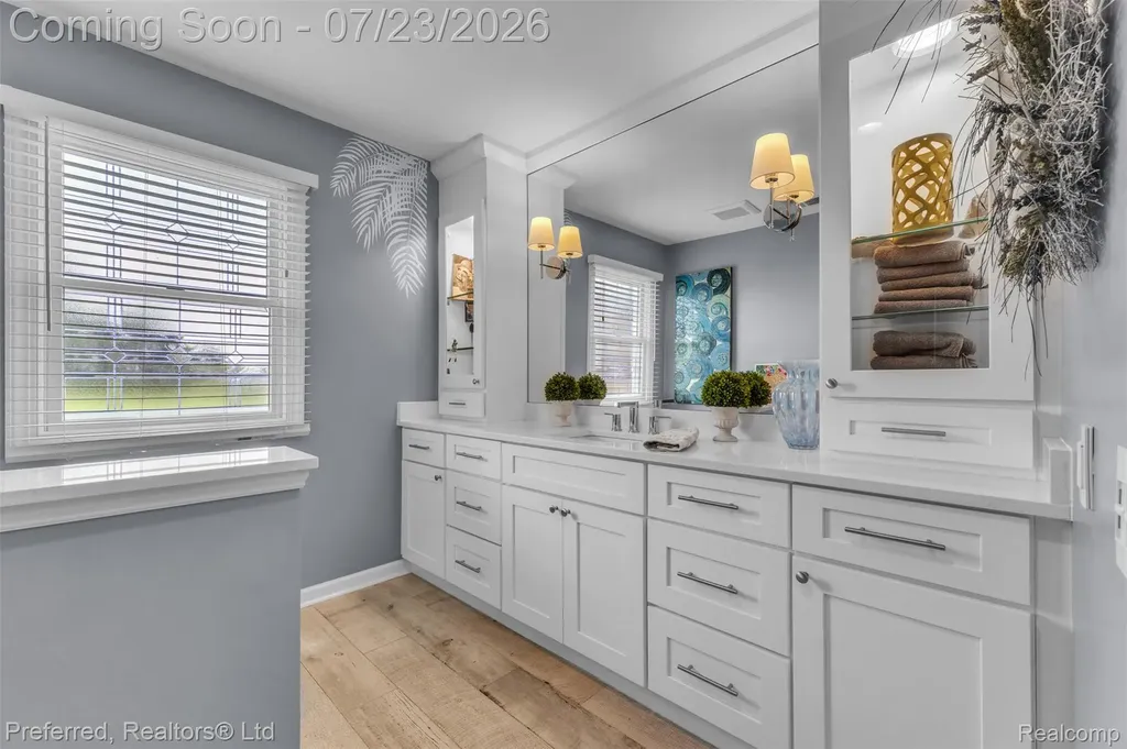 4337 Windiate Park Drive Waterford Charter Township MI 48329