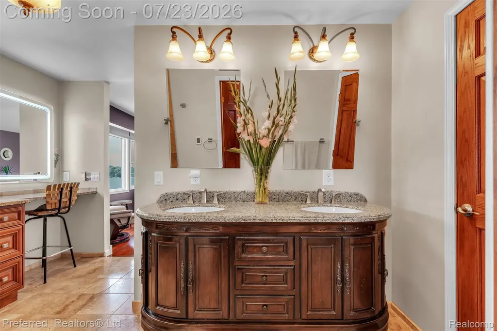 4337 Windiate Park Drive Waterford Charter Township MI 48329