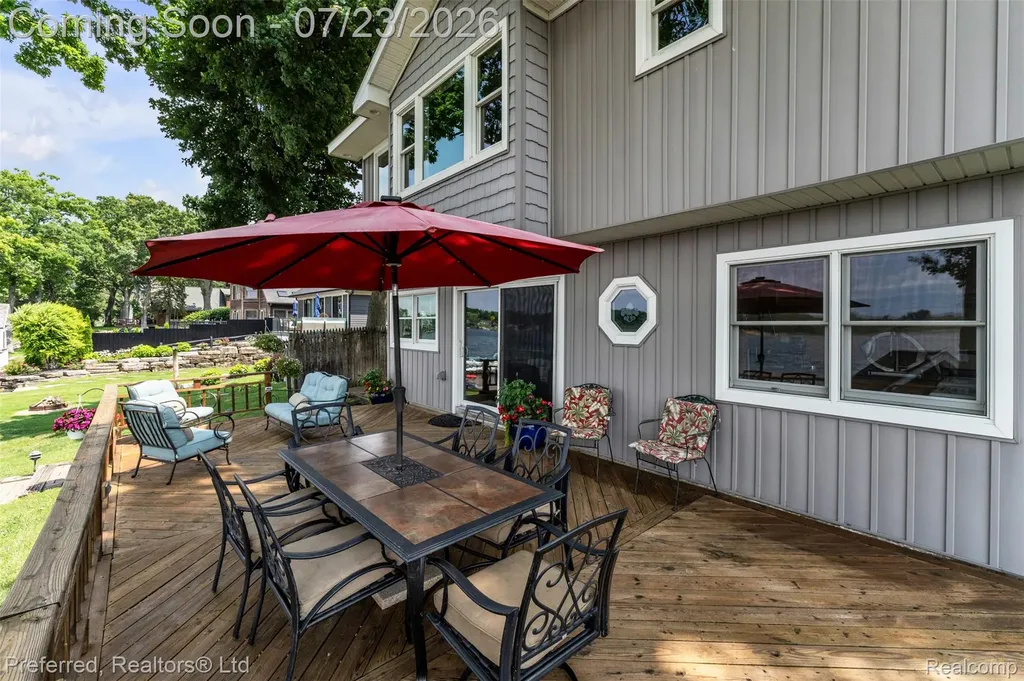 4337 Windiate Park Drive Waterford Charter Township MI 48329