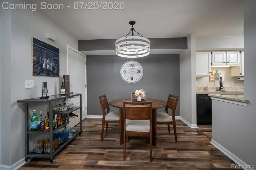 184 Pinewood Drive Plymouth City MI 48170