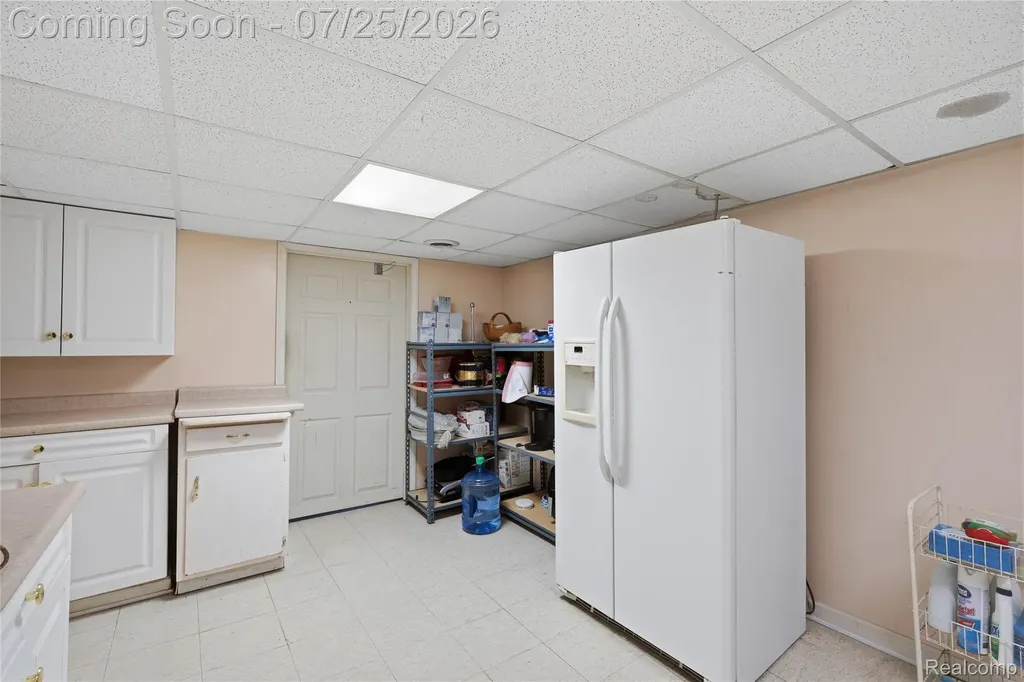 15617 Anne Avenue Allen Park City MI 48101