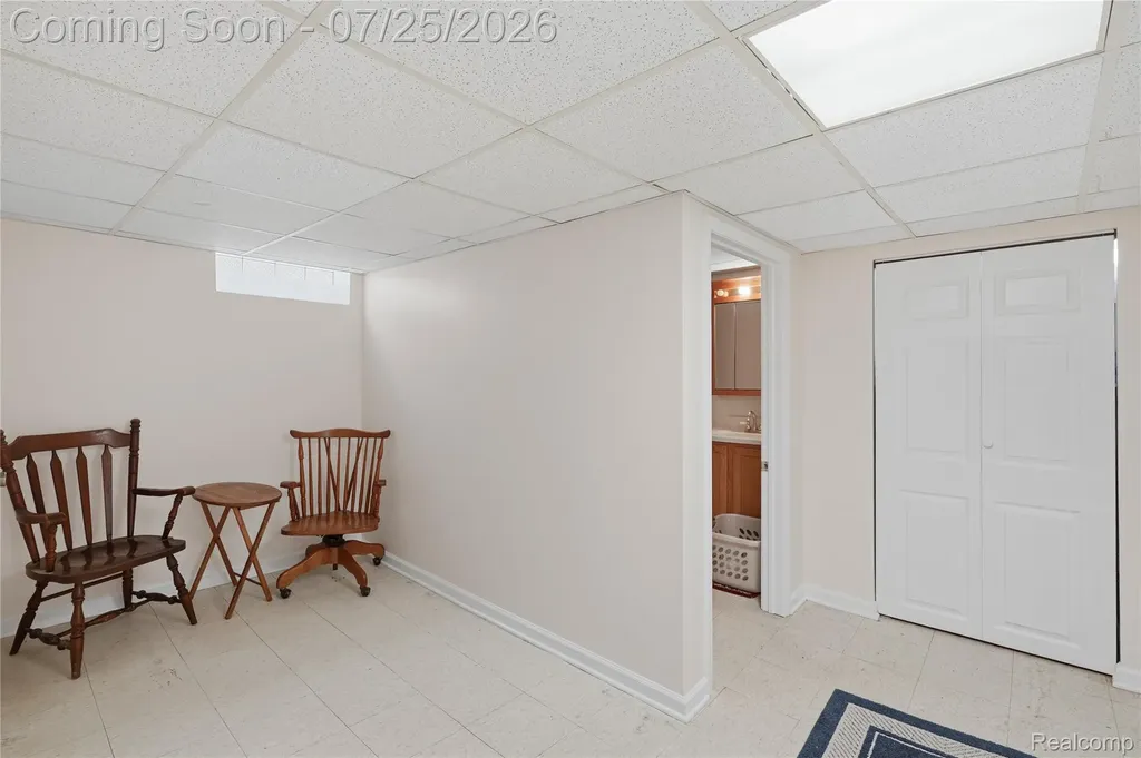 15617 Anne Avenue Allen Park City MI 48101