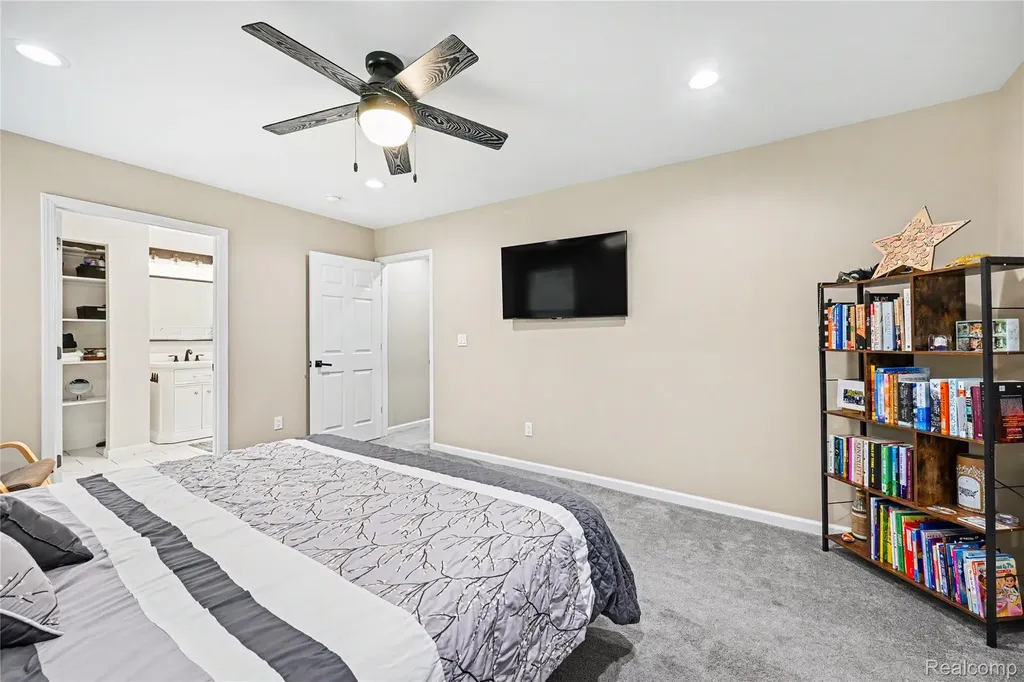 4086 W Commerce Road Milford Charter Township MI 48380