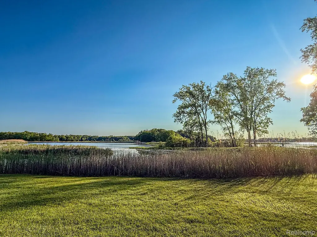 11600 Bay Drive Tyrone Township MI 48430
