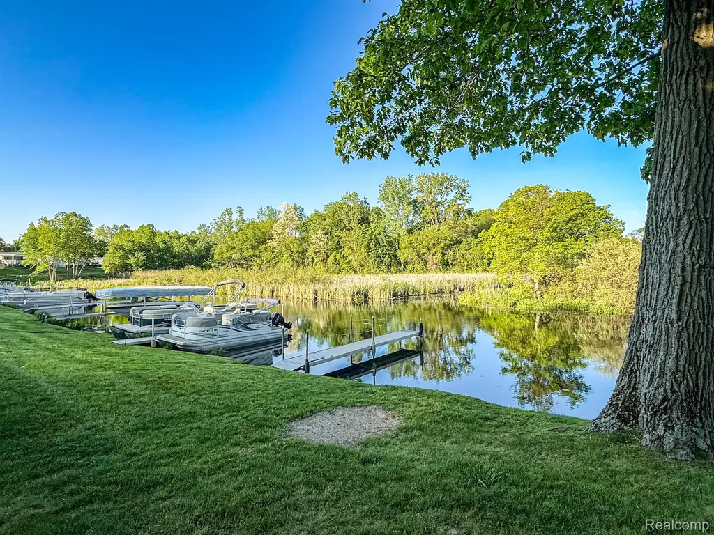 11600 Bay Drive Tyrone Township MI 48430