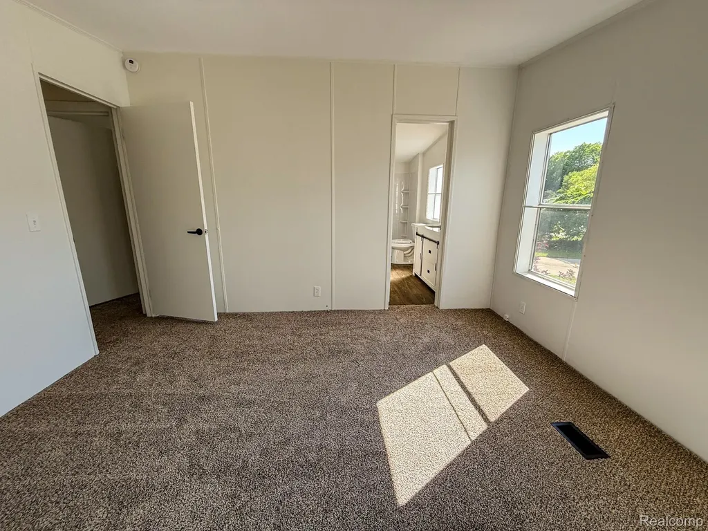 11600 Bay Drive Tyrone Township MI 48430
