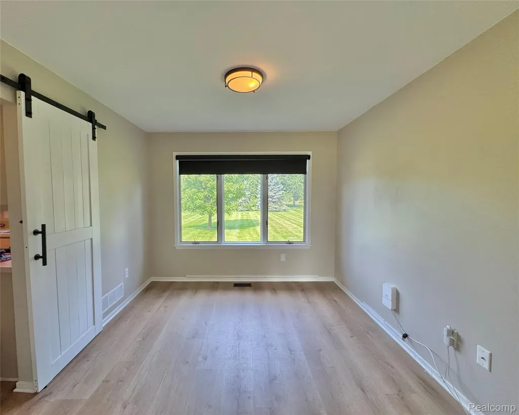 2132 Maple Creek Circle Pittsfield Charter Township MI 48108