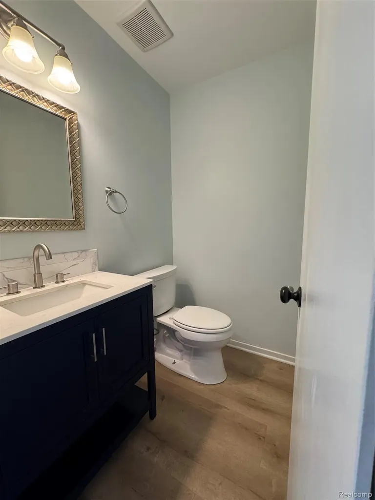 2132 Maple Creek Circle Pittsfield Charter Township MI 48108