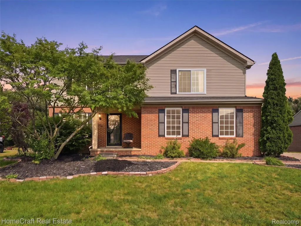13585 Milton Drive Van Buren Charter Township MI 48111