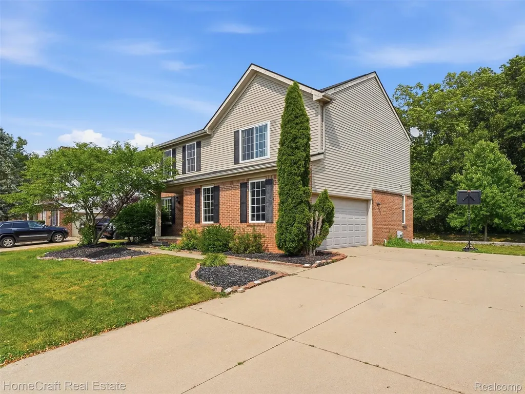 13585 Milton Drive Van Buren Charter Township MI 48111