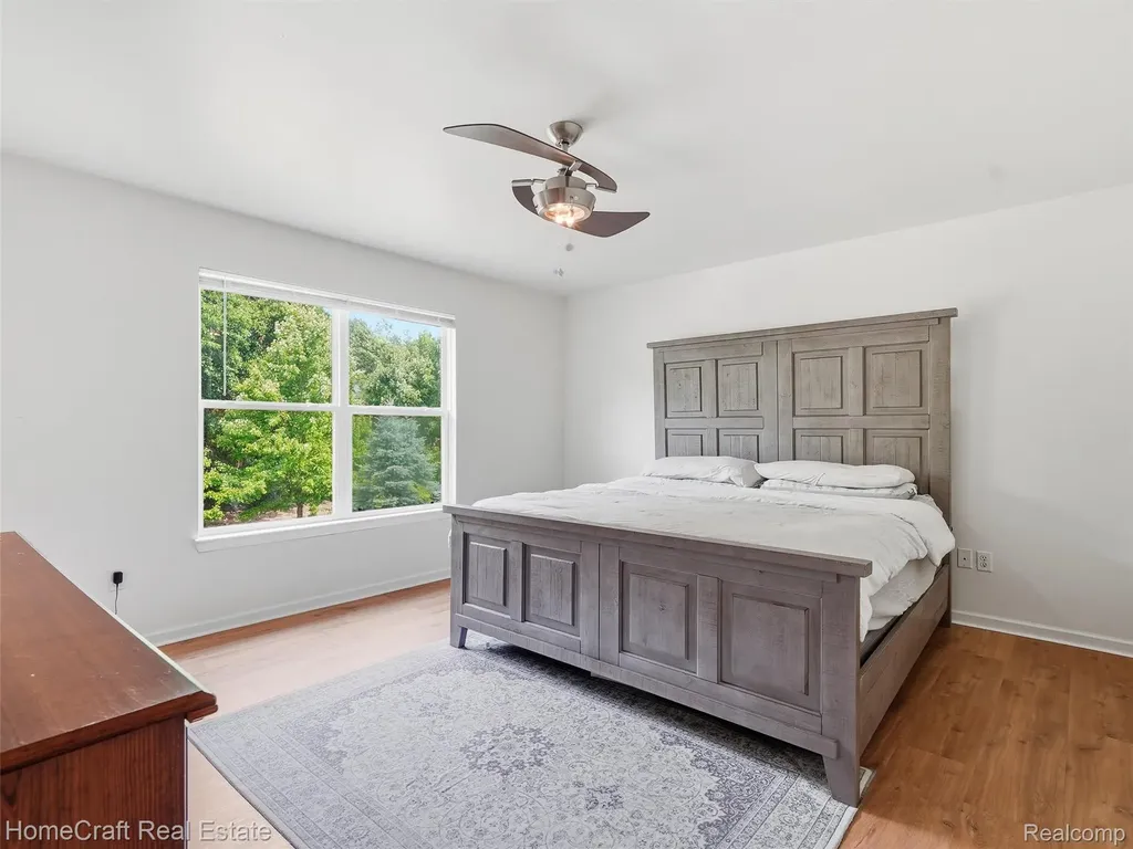 13585 Milton Drive Van Buren Charter Township MI 48111