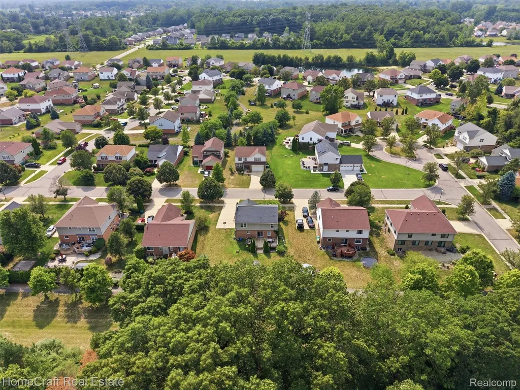 13585 Milton Drive Van Buren Charter Township MI 48111