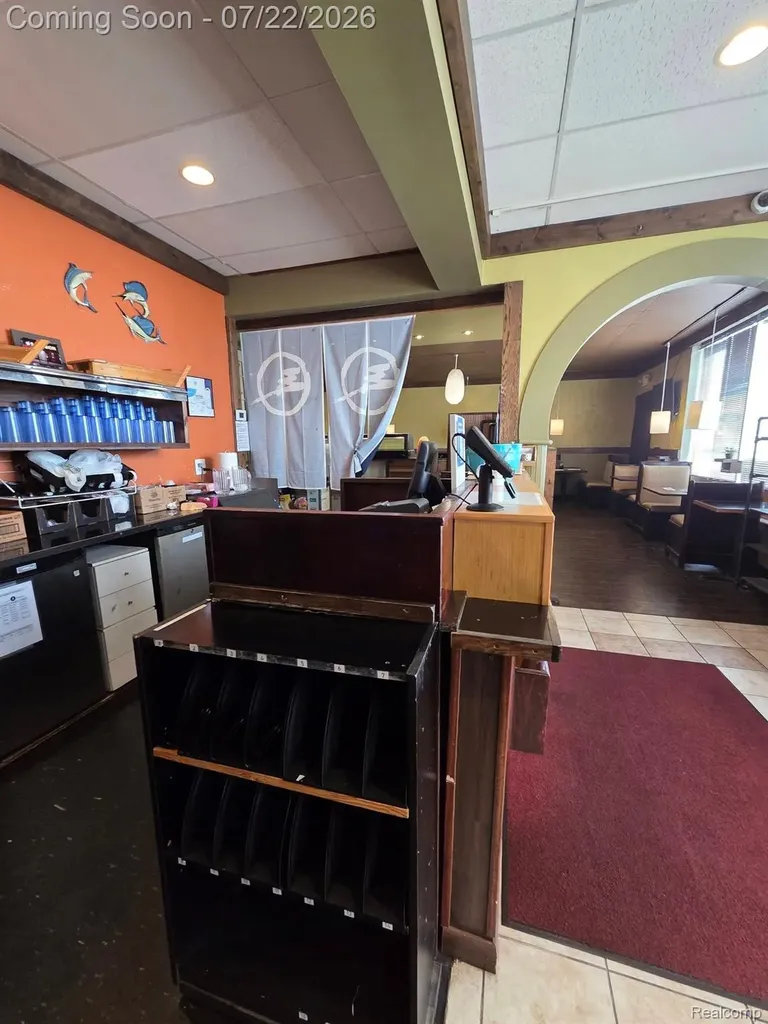 5812 12 Mile Road Warren City MI 48092