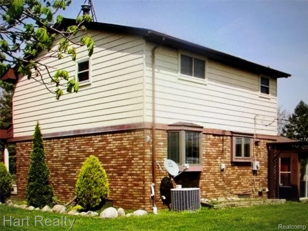 590 E Borland Road Imlay City City MI 48444