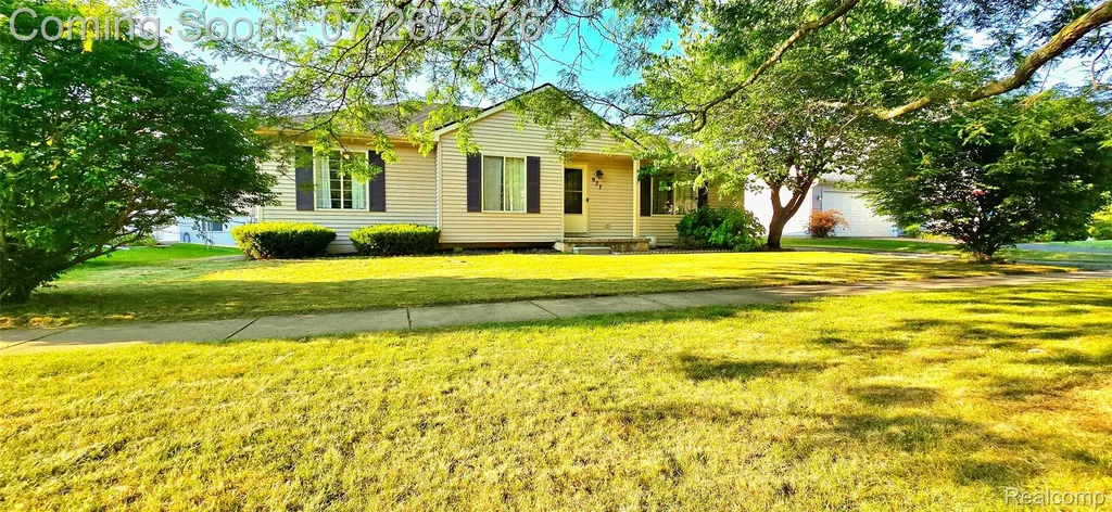 977 Town Trail Pinckney Village MI 48169