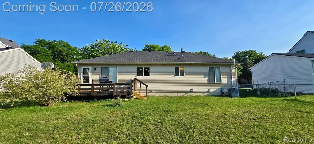 977 Town Trail Pinckney Village MI 48169