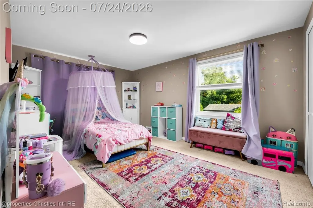 24600 Manistee Street Oak Park City MI 48237