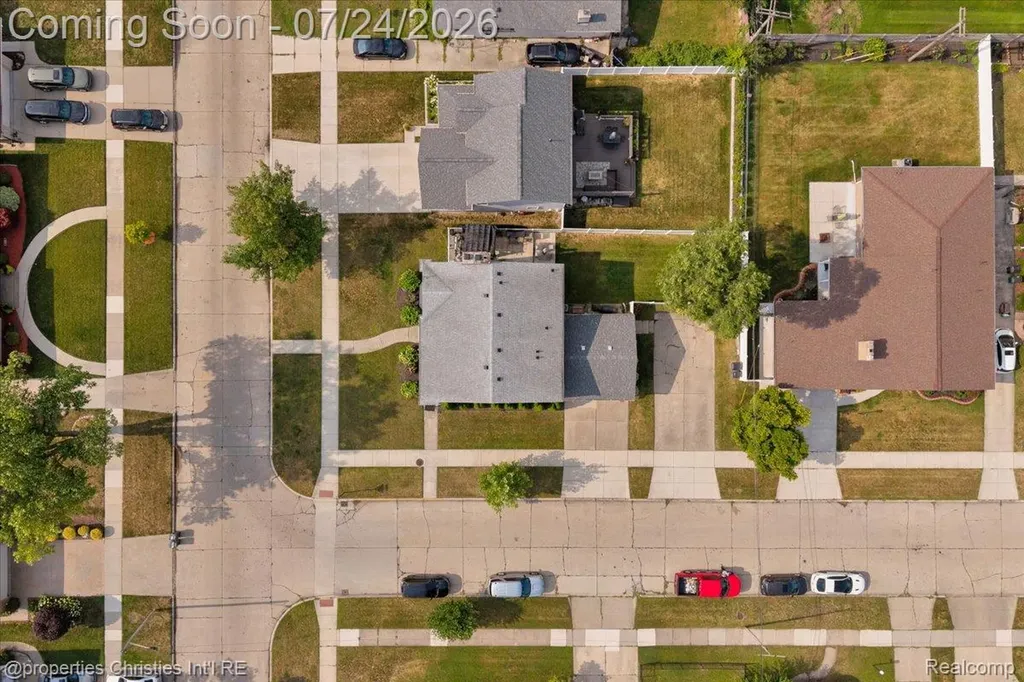 24600 Manistee Street Oak Park City MI 48237