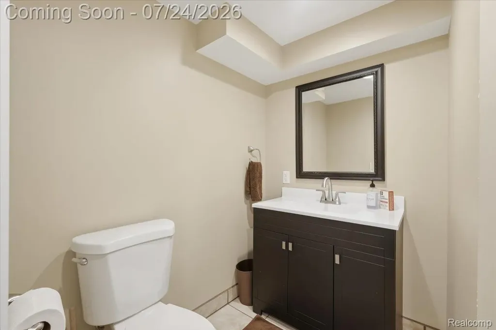 1052 Robinwood Avenue Waterford Charter Township MI 48328