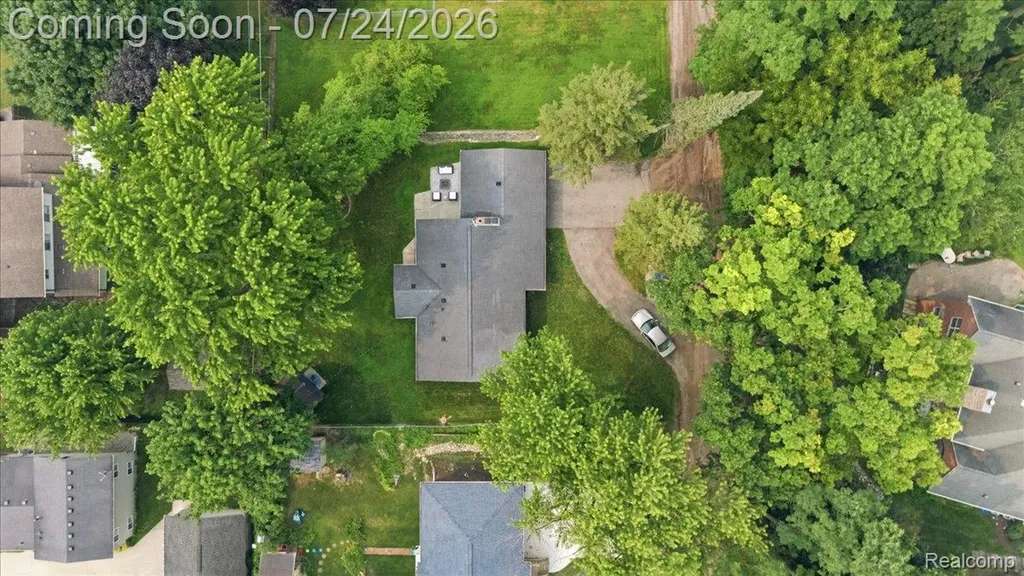 1052 Robinwood Avenue Waterford Charter Township MI 48328