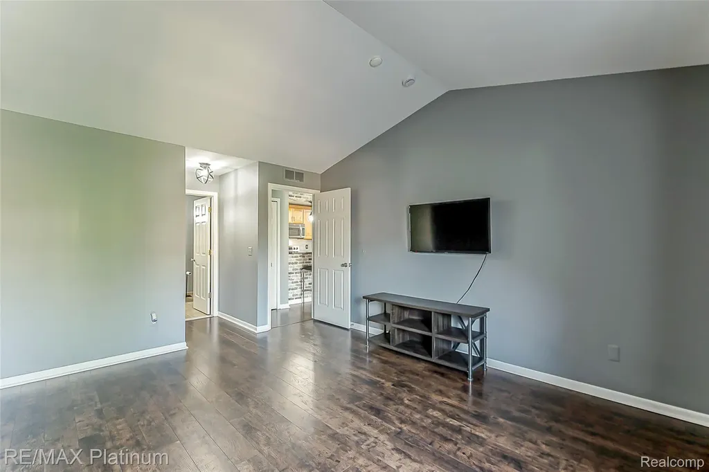 4004 Cornerstone Drive Canton Charter Township MI 48188