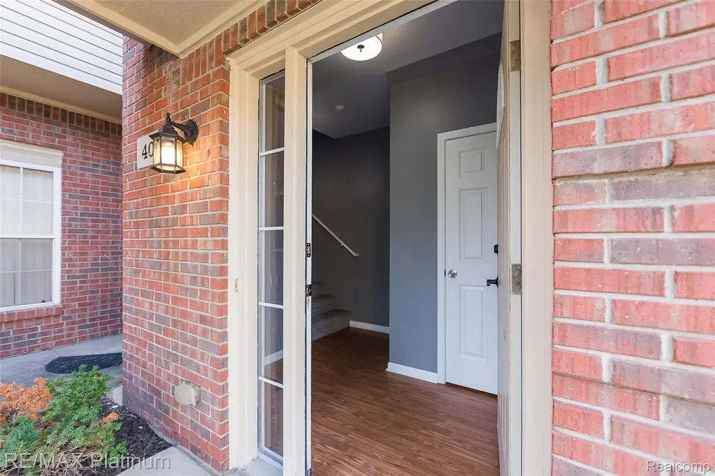 4004 Cornerstone Drive Canton Charter Township MI 48188