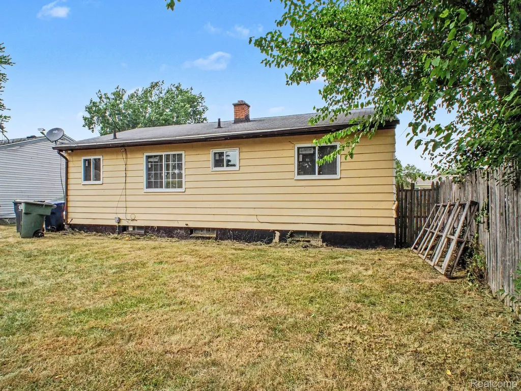 1617 Russett Place Flint City MI 48504