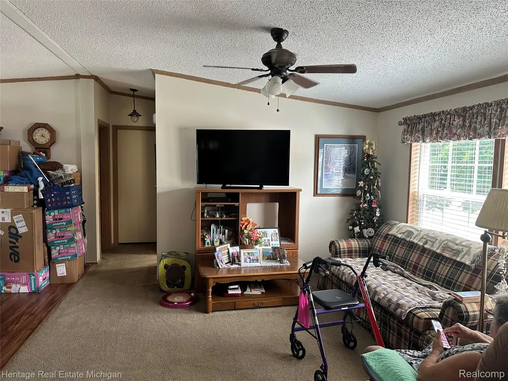 188 Chinkapin Rill Fenton City MI 48430