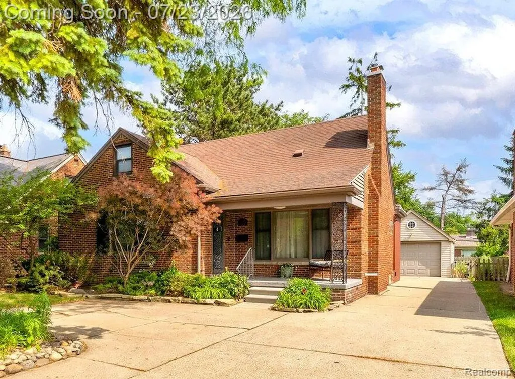 3015 Bembridge Road Royal Oak City MI 48073