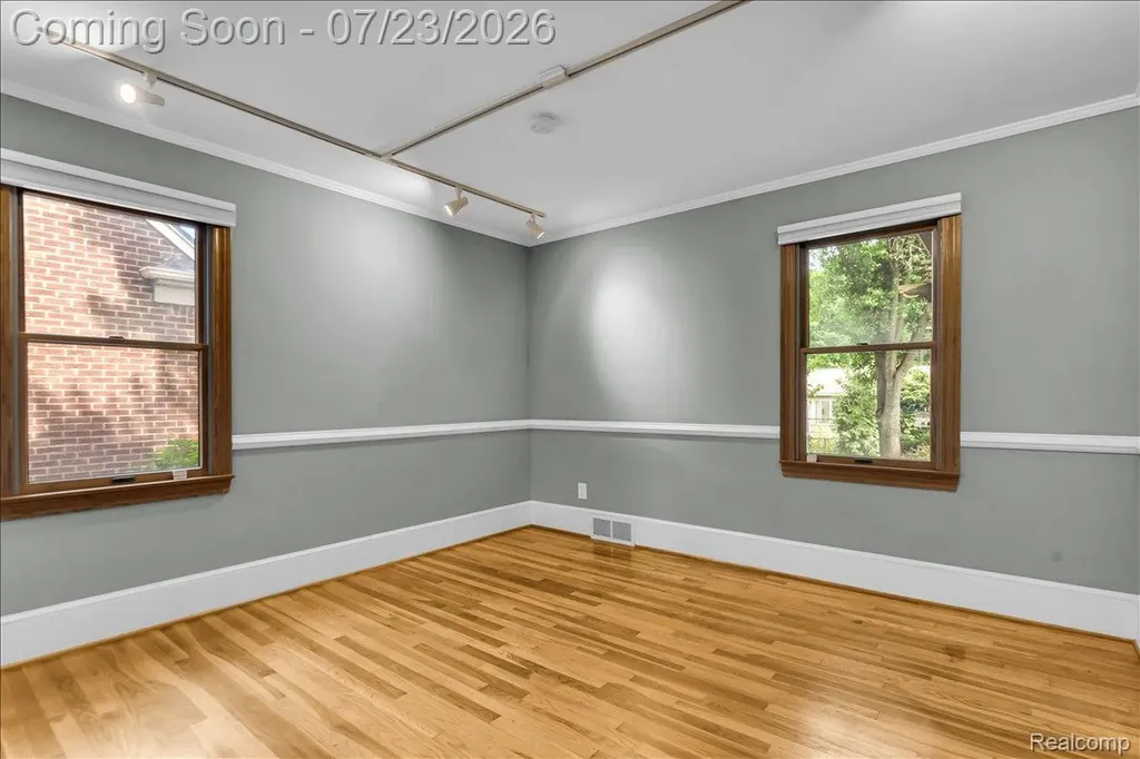 3015 Bembridge Road Royal Oak City MI 48073