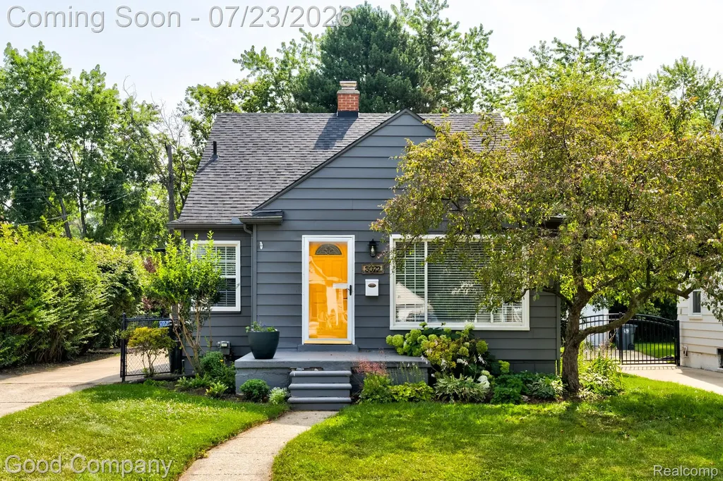 3072 Griffith Avenue Berkley City MI 48072