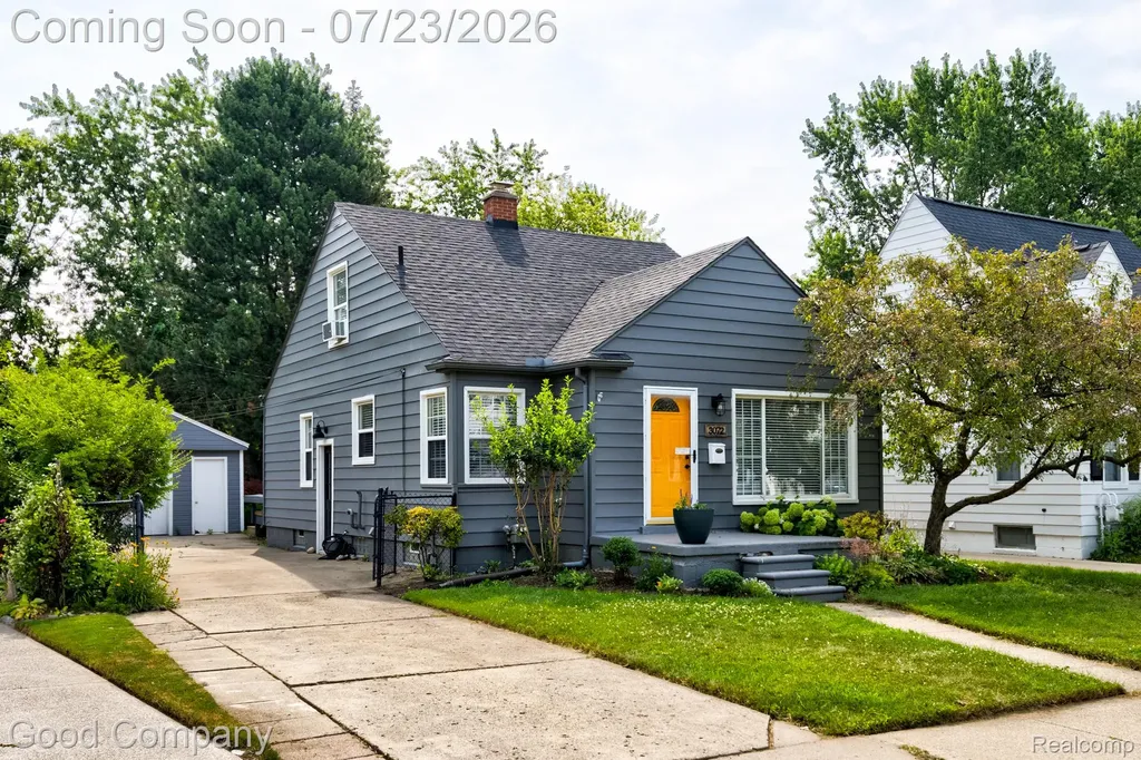 3072 Griffith Avenue Berkley City MI 48072
