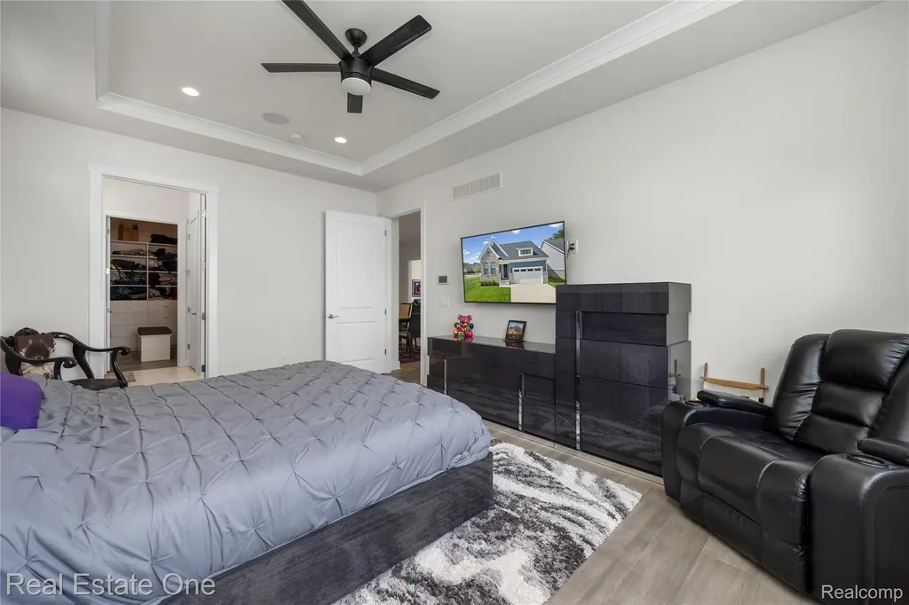 7656 Dunlap Court West Bloomfield Charter Township MI 48322