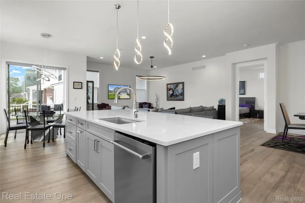7656 Dunlap Court West Bloomfield Charter Township MI 48322