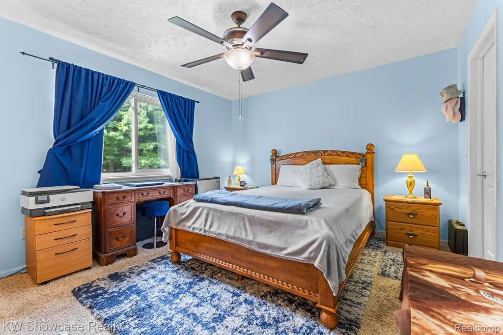 1313 Pin Oak Bluff Howell Township MI 48843