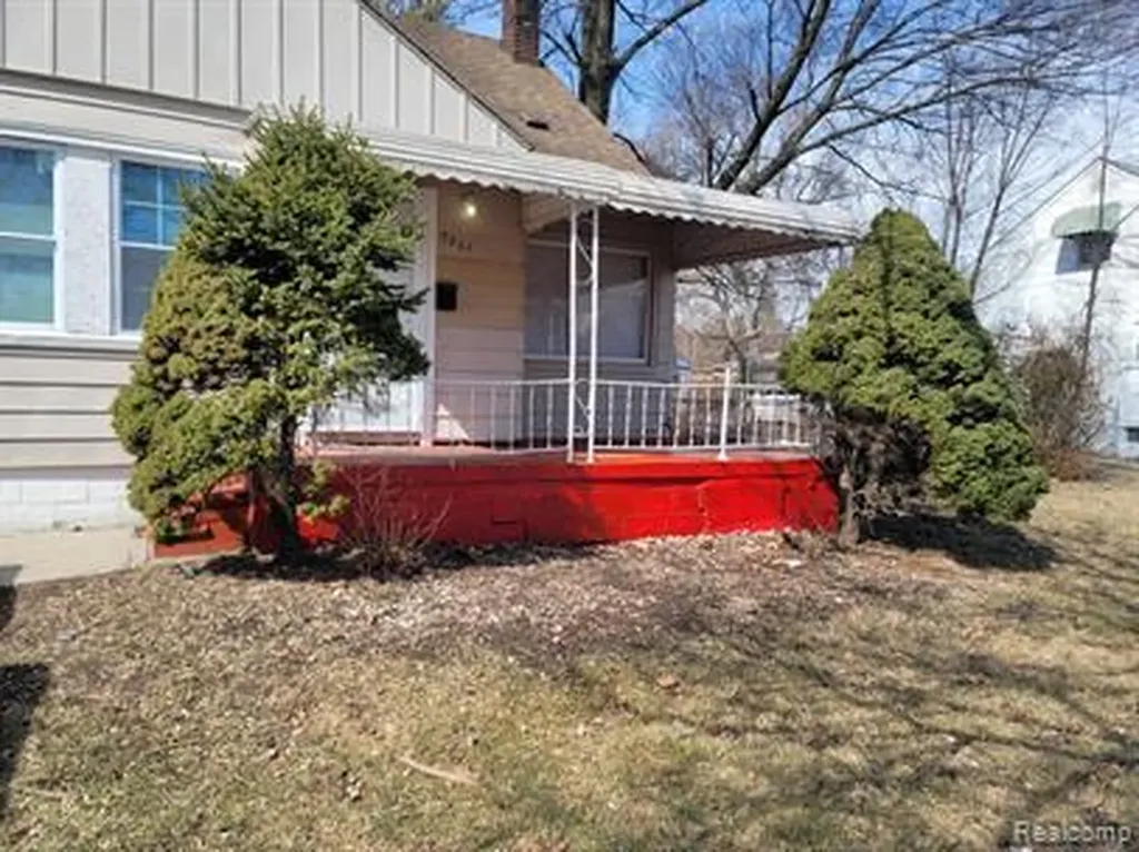 7261 Auburn Street Detroit City MI 48228